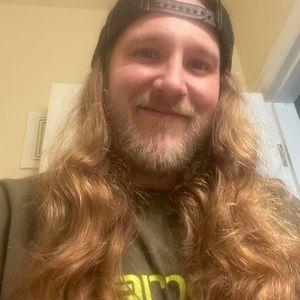 Meet your Posher, Zachary